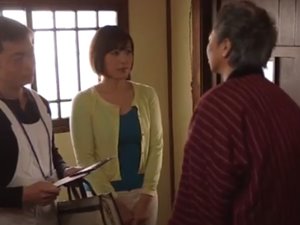 พ่อผัวเย็ดเมียลูกชาย เพราะความใกล้ชิดตัวติดกันเลยเพลอเย็ดรูหี